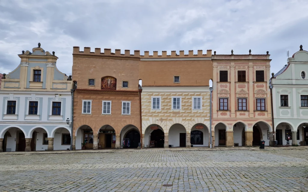 Rynek-w-telczu